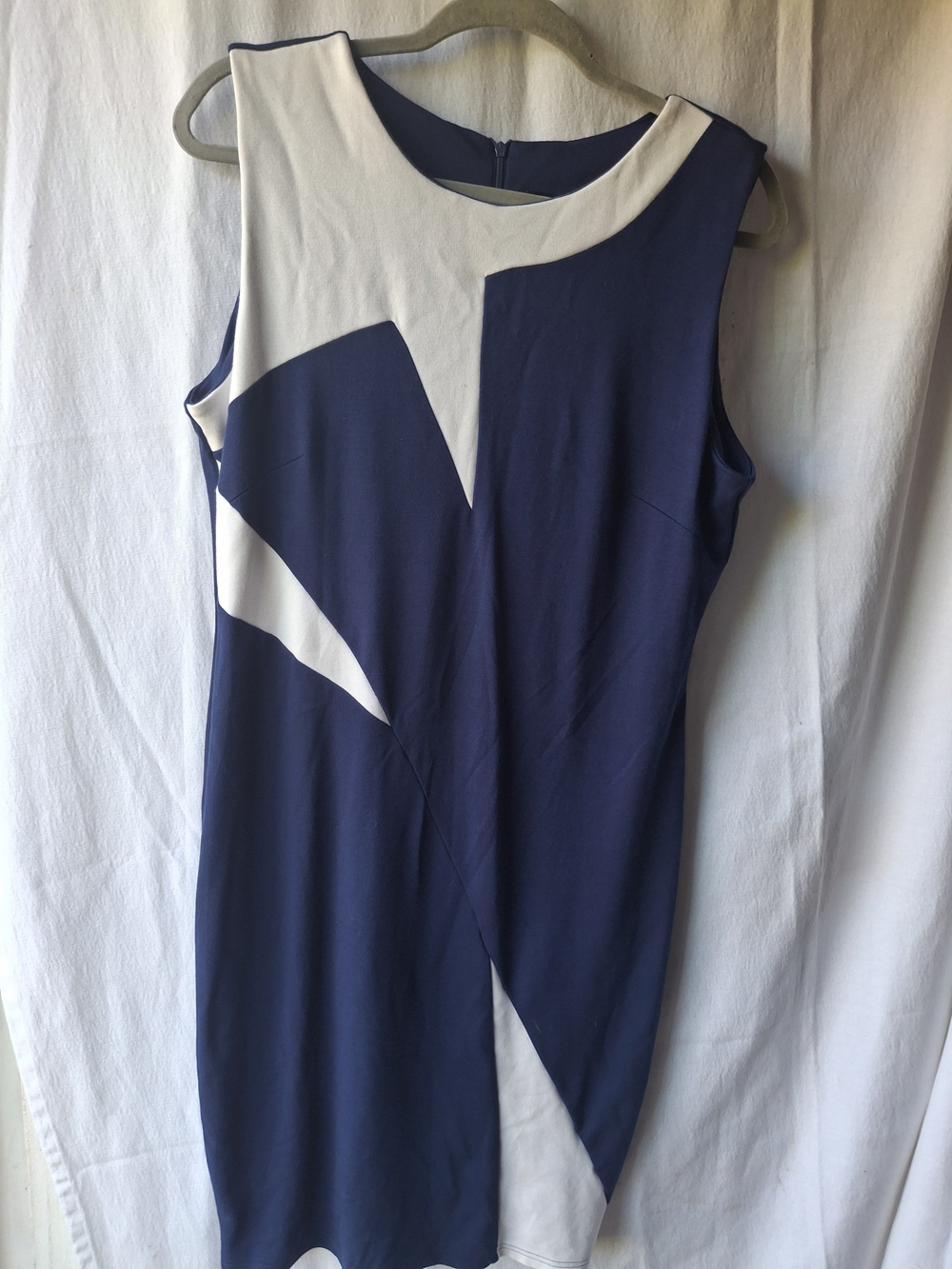 Navy and White Sleeveless Colorblock Sheath Dress